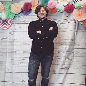 Meet your Posher, Zachary